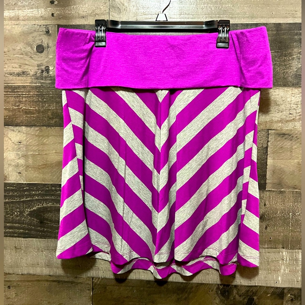 Torrid skirt size 1 (14-16 or 1X) NWOT